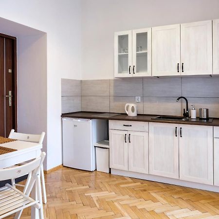 Dom Sapiehy Aparthotel Красков Екстериор снимка