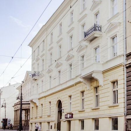 Dom Sapiehy Aparthotel Красков Екстериор снимка
