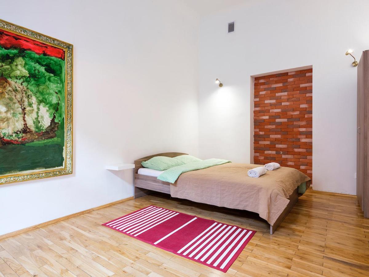 Dom Sapiehy Aparthotel Красков Екстериор снимка