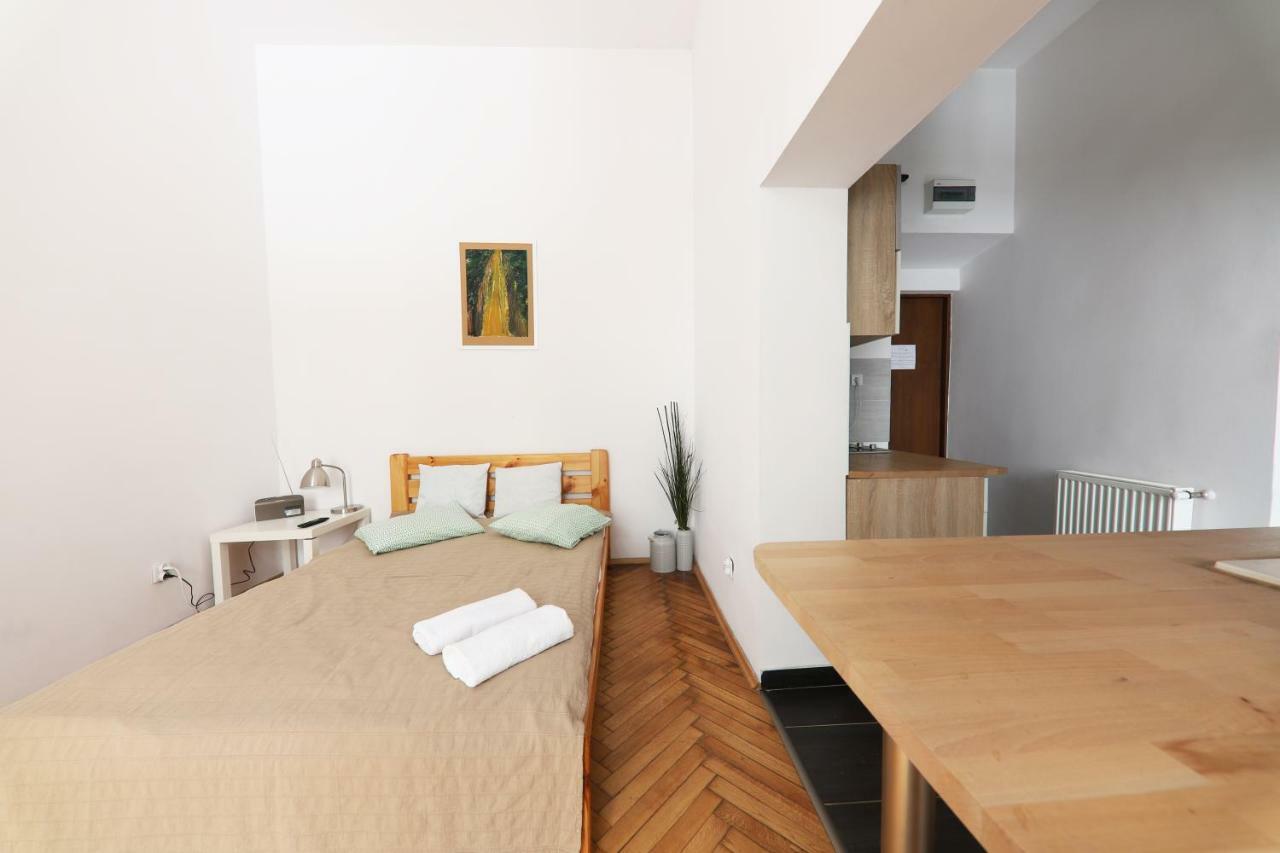Dom Sapiehy Aparthotel Красков Екстериор снимка