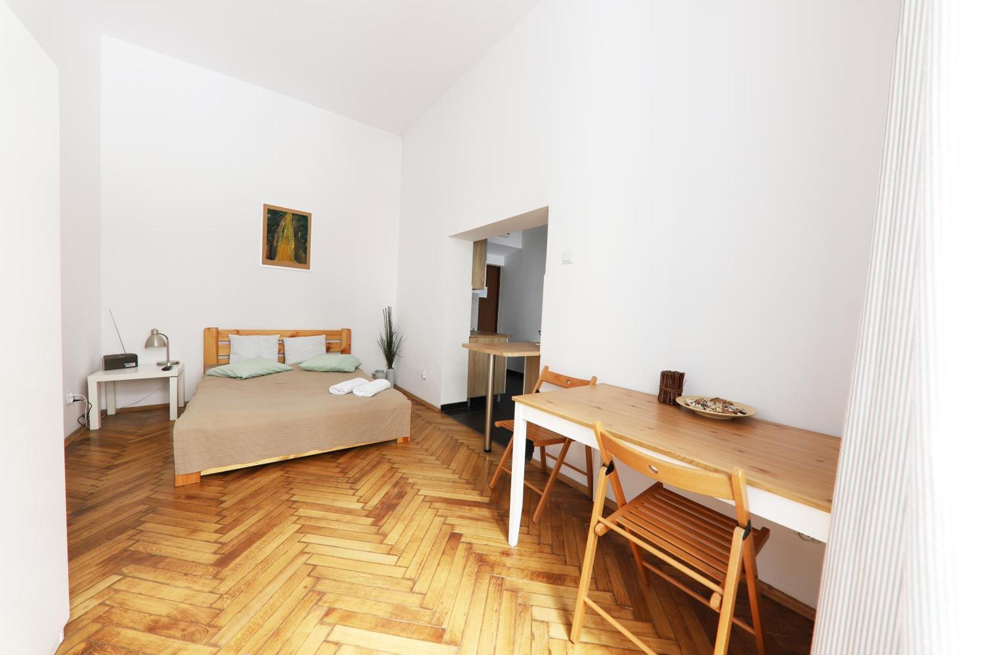 Dom Sapiehy Aparthotel Красков Екстериор снимка