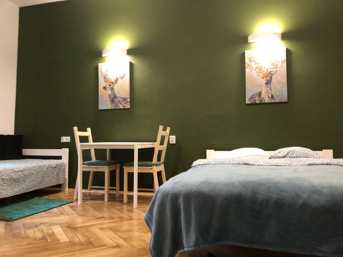 Dom Sapiehy Aparthotel Красков Екстериор снимка